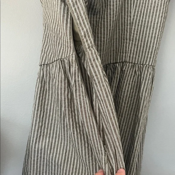 Neuflora Edith Puff Sleeve Dress - Picture 5 of 6